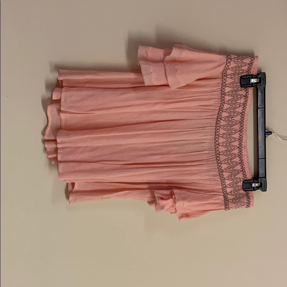 Off the Shoulder Short Sleeve Shirt